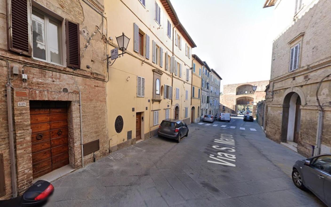 Casa Attico Via San Marco Siena